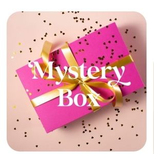 Mystery Box / Plus Tops